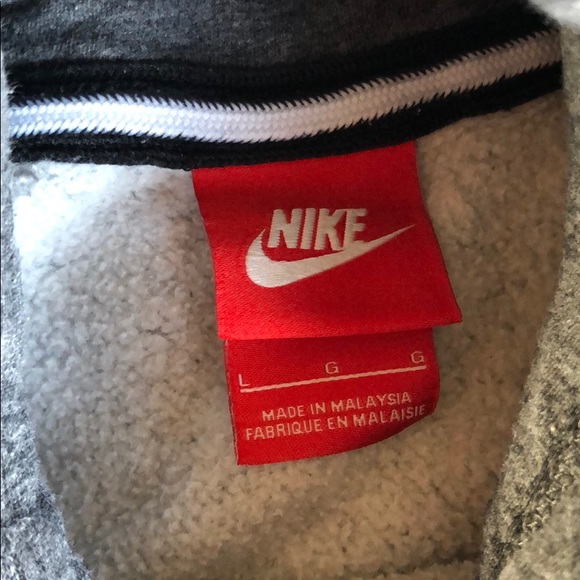 Nike big logo Hoodie - Picture 3 of 4